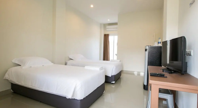 Номер Standard с балконом J-House Phetchaburi