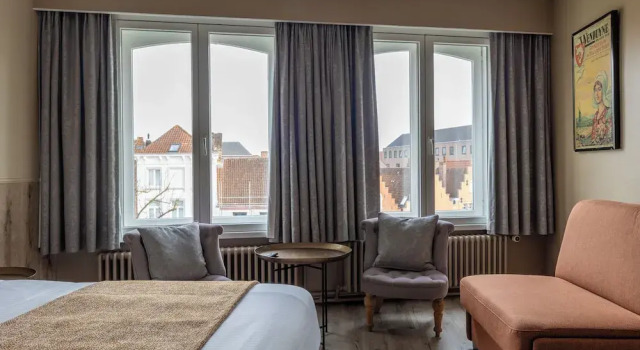 Трёхместный номер Standard с видом на канал Hotel Ter Duinen