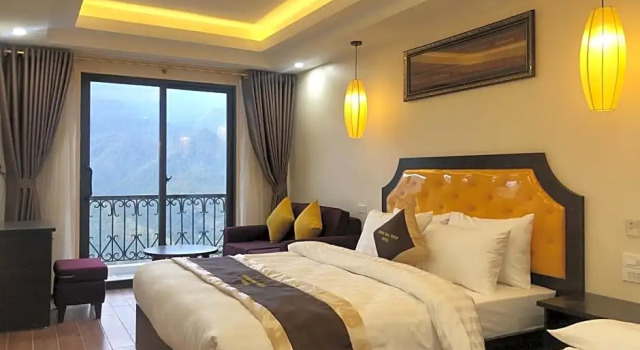 Номер Standard с балконом Muong Hoa View Hotel