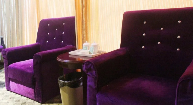 Shiyan Chuyuan International Hotel, Prenota Hotel Hotel a Hubei con parcheggio, Parcheggio