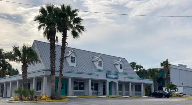 Altamonte Springs Hotel and Suites, Забронировать Отель Алтамонте-Спрингс North Orlando