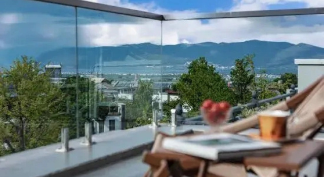 Jiqing Landscape · Seaview and Mountain Retreat Hidden Forest Garden Resort Villa, Забронировать Курортный отель Отели Дали с парковкой, Парковка