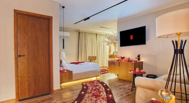 Gaia Pyramids Hotel