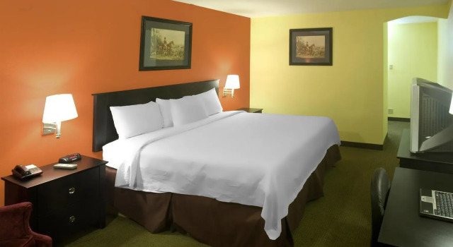 Двухместный номер Standard Americas Best Value Inn Waco - Franklin Avenue