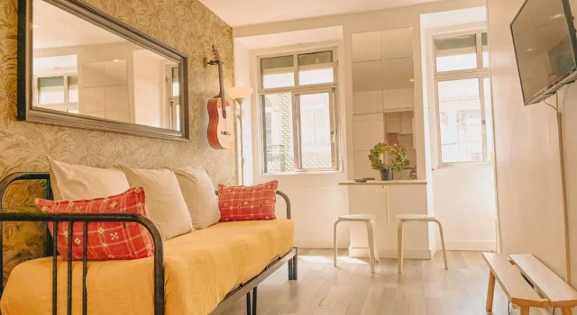 Charming Local Flat Near Sao Bento Palace
