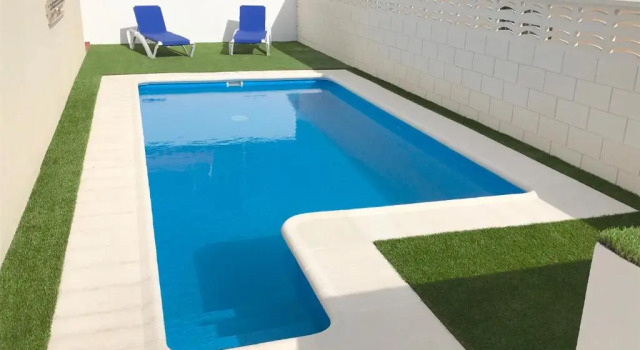 Вилла CHALET 83 con PISCINA PRIVADA