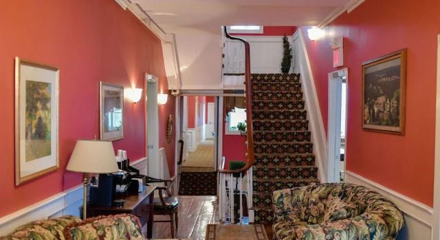 The Chester Publick House Restaurant and Inn, Buchen Sie Hotel Chester Philadelphia und Umgebung