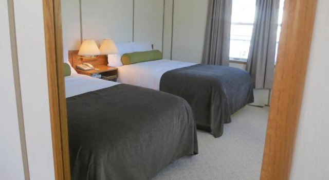 Номер Standard Triple J Hotel & Cabins
