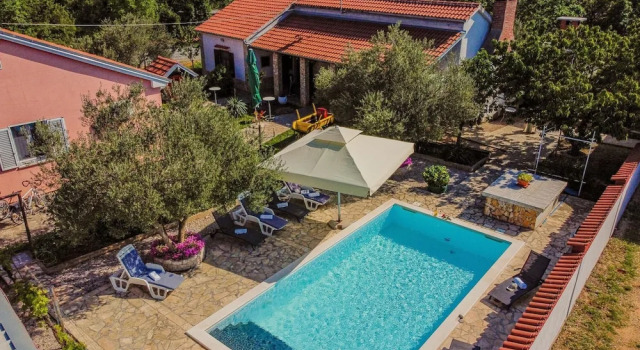 Вилла Villa Štrkalj ZadarVillas