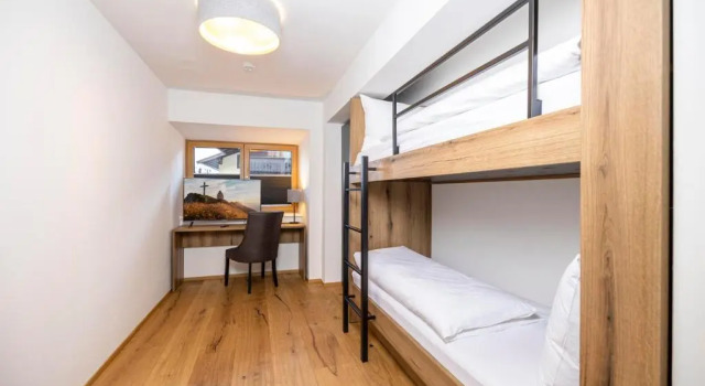 Austria, Rezerwuj Apartament Hotele w Tyrol z parkingiem, Parking