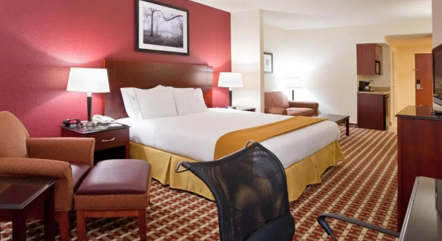 Номер Standard Holiday Inn Express Hotel & Suites Columbus Univ Area - Osu by IHG