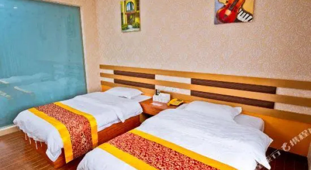 Golden Castle Business Hotel