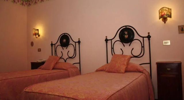 Locanda Salimbeni, Rezervovat Hotel San Severino Marche 