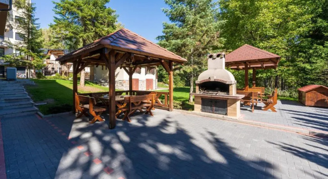 Апартаменты Цокольный этаж Lovac apartmani