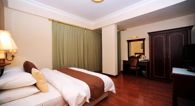 Номер Deluxe Marco Polo Hotel