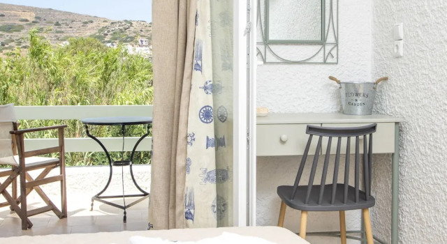 Syros Inn