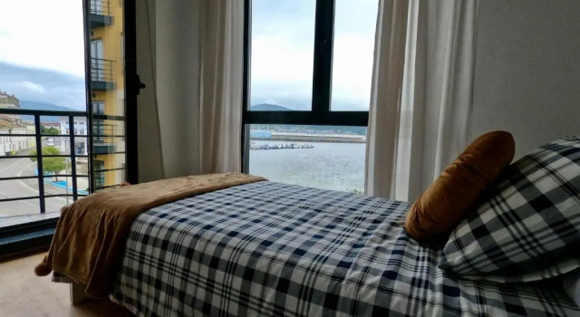 Apartamento con balcón y vistas al mar II, Boek Appartement Viveiro A Marina Lucense