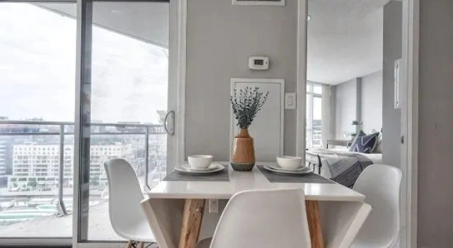 Stylish Downtown 1BR-Free Parking-Walk to CN Tower, Réserver Hôtel Toronto 