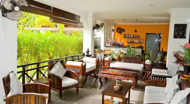 SR Sofia Villa Hotel