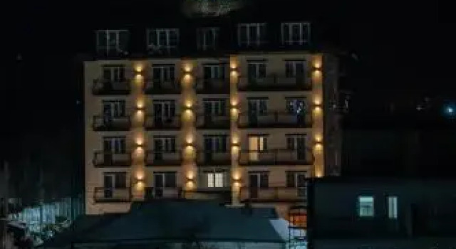Palace, Book Hotel Hoteller i Cherkasy med pool, Swimmingpool