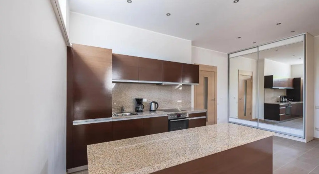 Апартаменты Мансарда c 1 комнатой Black Pearl Apartments