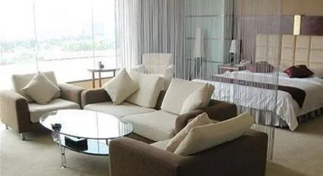 West Lake Yinfeng, Rezerwuj Hotel Hotele 3-gwiazdkowe w Chengguan, 3*