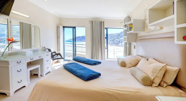 Апартаменты Luxury Makarios on Sea