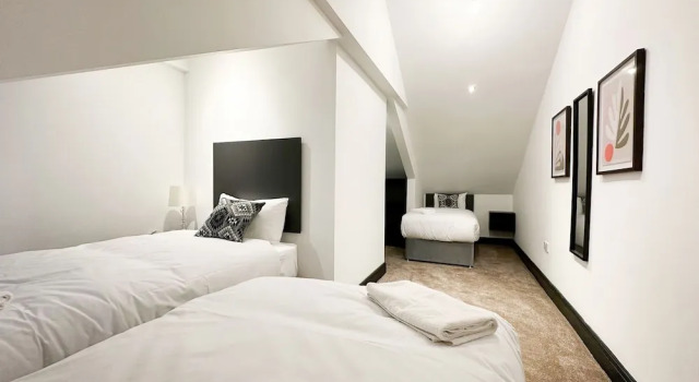 Mulberry Aparthotel