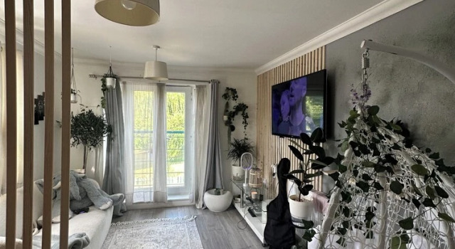 Charming Mi Casa Es Tu Casa 2-bed in Dagenham