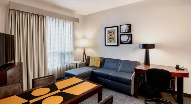 Люкс с 2 комнатами Residence Inn by Marriott Kingston Waters Edge