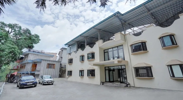 Treebo Trend Mussoorie Club, Rezervovat Hotel Mussoorie Uttarakhand