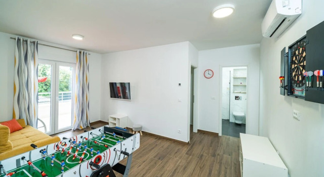 Amazing Apartment in Zaton Veliki With Wifi and 4 Bedrooms, Забронировать Апартаменты/квартира Отели Региона Дубровника с парковкой, Парковка
