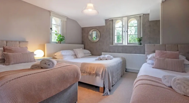 Lower Shockerwick Lodge, Забронировать Дом для отпуска Отели Котсуолда с парковкой, Парковка
