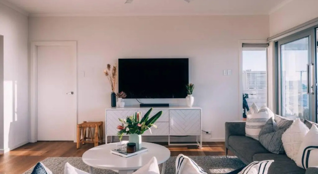 ōSHEN - Sleeps12 Gym Kayak MountnBike BeachFrnt, Book Hotel Port Willunga South Australia