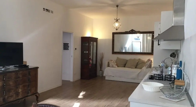 Elegant Flat 15 min From the Center of Milan, Buchen Sie Ferienwohnung Nova Milanese Lombardei