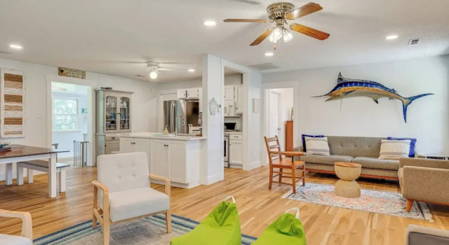 4 Mi to Radio Island Beach: Family Cottage, Book Vacation Home Beaufort North Carolina