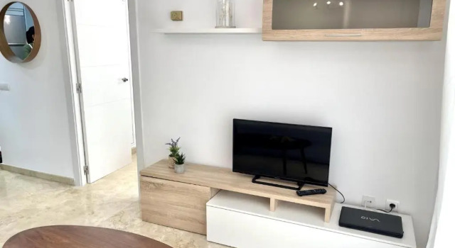 APARTBEACH MICHELANGELO DE LUXE CLIMATIZADO y JUNTO PLAYA 08, Забронировать Апартаменты/квартира Апартаменты Салоу, Апартаменты/квартира