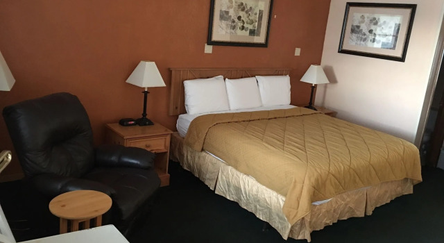 Rodeway Inn - Des Moines, Varaa Hotelli Des Moines Iowa