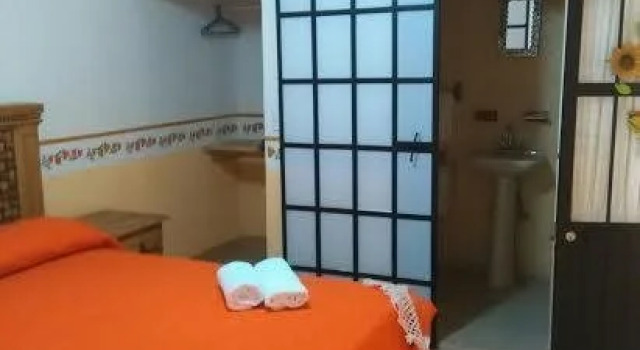 Hotel Hacienda del Carmen, Забронировать Отель Отели Текискиапан с бассейном, Бассейн