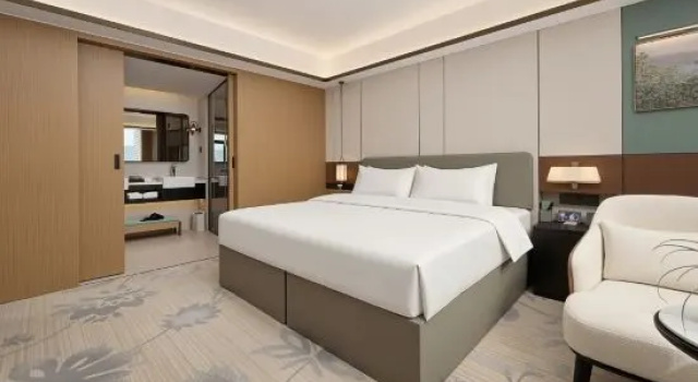 Четырёхместный семейный люкс с 2 комнатами с видом на реку Grand Madison Hotel Wanzhou Wanda Plaza Chongqing