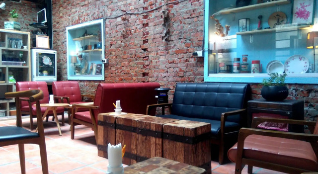 8mm Cafe Hostel, Забронировать Хостел Хостелы Тайнань, рядом с Храм Конфуция в Тайнане, Хостел
