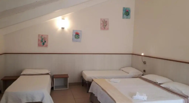 Номер Economy Seven Hostel & Rooms