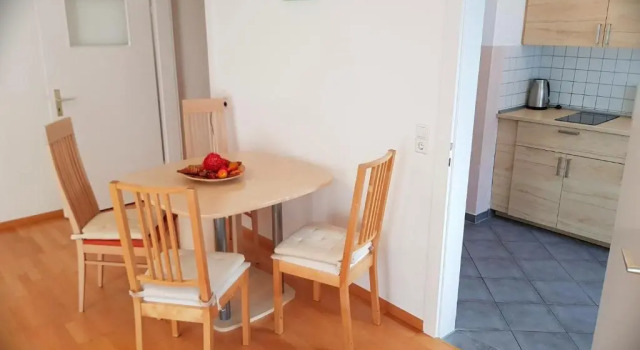 Freiburg Apartment, Забронировать Апартаменты/квартира Отели Фрайбург-им-Брайсгау с парковкой, рядом с Центральный железнодорожный вокзал Фрайбург-им-Брайсгау, Парковка
