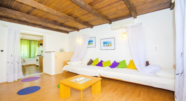 House Alemka, Rezerwuj Hotel Hotele w Split-Dalmatia County z parkingiem, Parking
