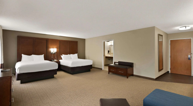 Четырёхместный люкс Comfort Suites Hummelstown - Hershey