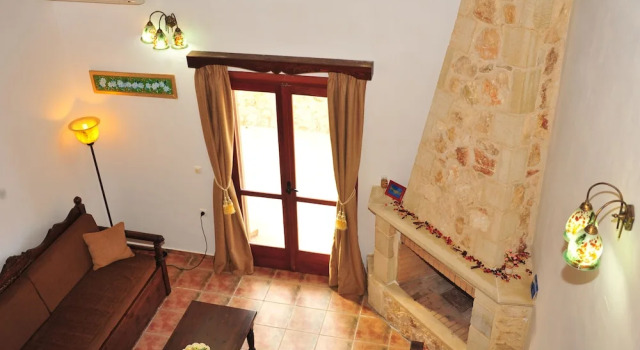 Elicriso Villa