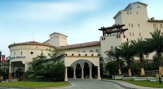 Kaiping Central Hotel, Boek Hotel Hotels in Guangdong met parkeren, Parkeren