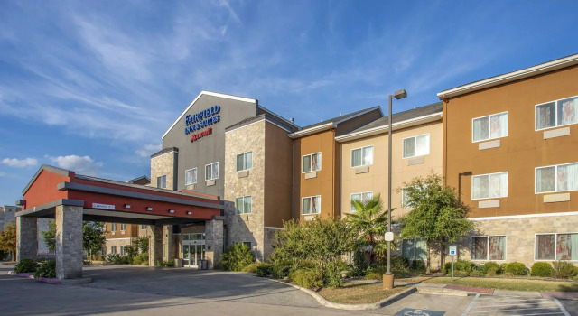 Fairfield Inn and Suites by Marriott San Antonio Boerne, Rezervați Hotel Boerne Greater San Antonio