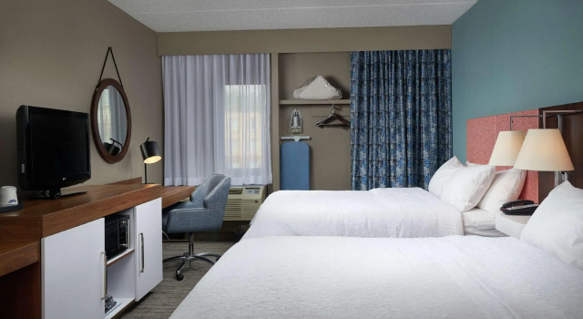 Четырёхместный номер Standard Hampton Inn Hanover