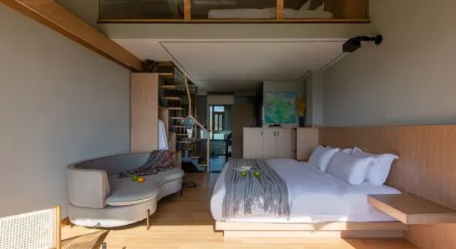 Люкс с видом на озеро Golden Seashell Lake scenic beauty Hostel